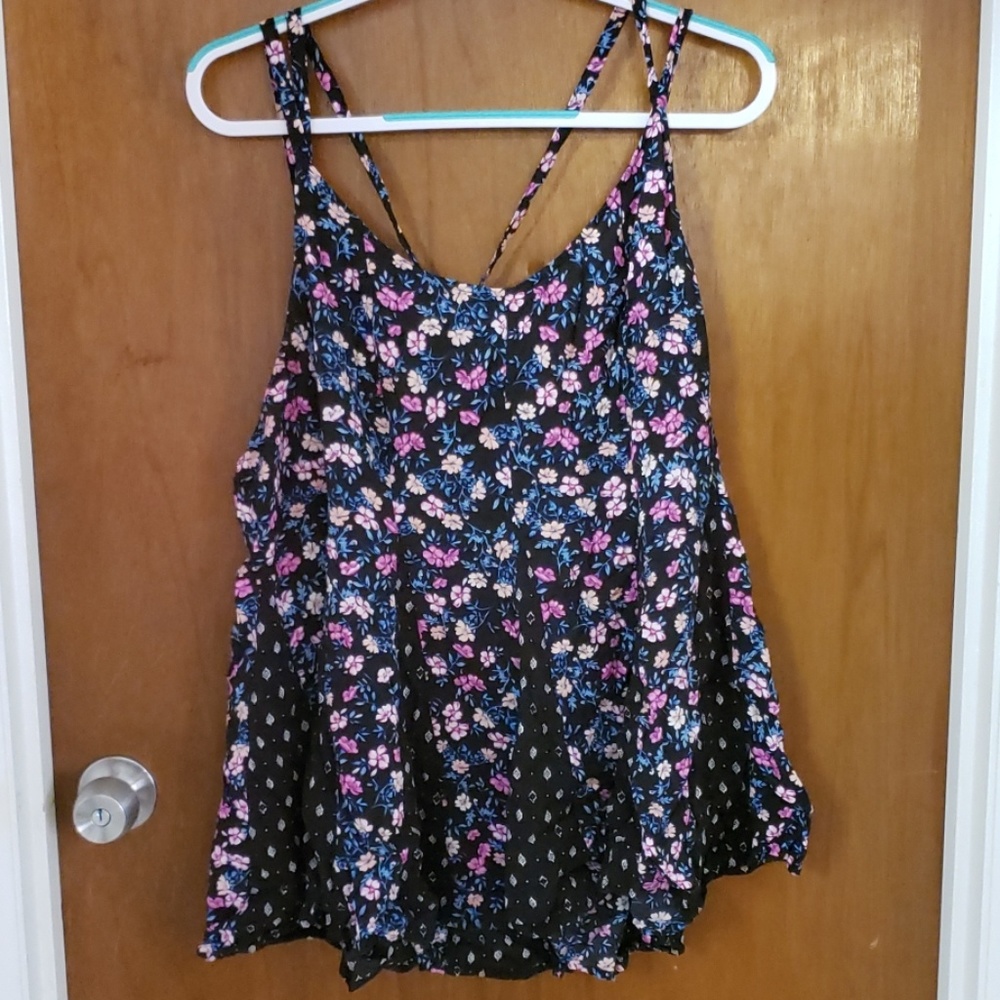 Floral flowy camisole